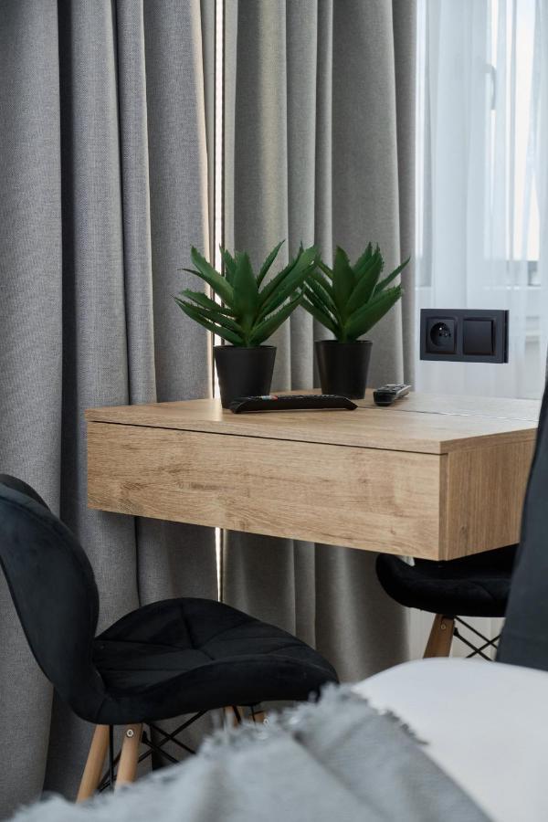 Exclusive Apartment With Balcony & Parking Wroclaw By Renters Prestige Eksteriør bilde