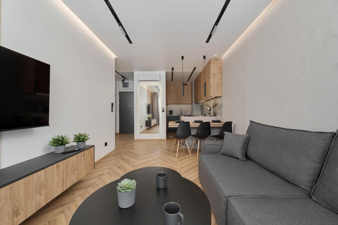 Exclusive Apartment With Balcony & Parking Wroclaw By Renters Prestige Eksteriør bilde