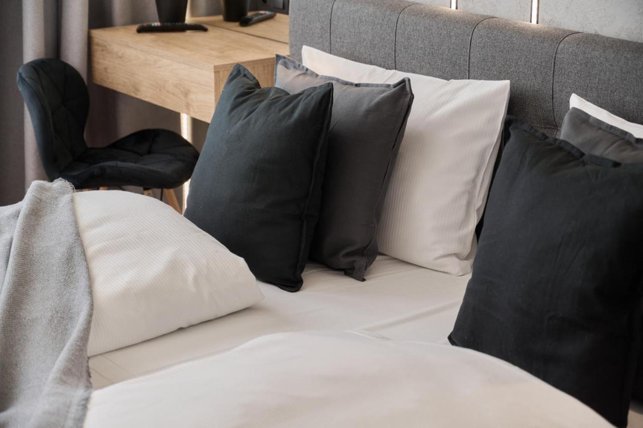 Exclusive Apartment With Balcony & Parking Wroclaw By Renters Prestige Eksteriør bilde