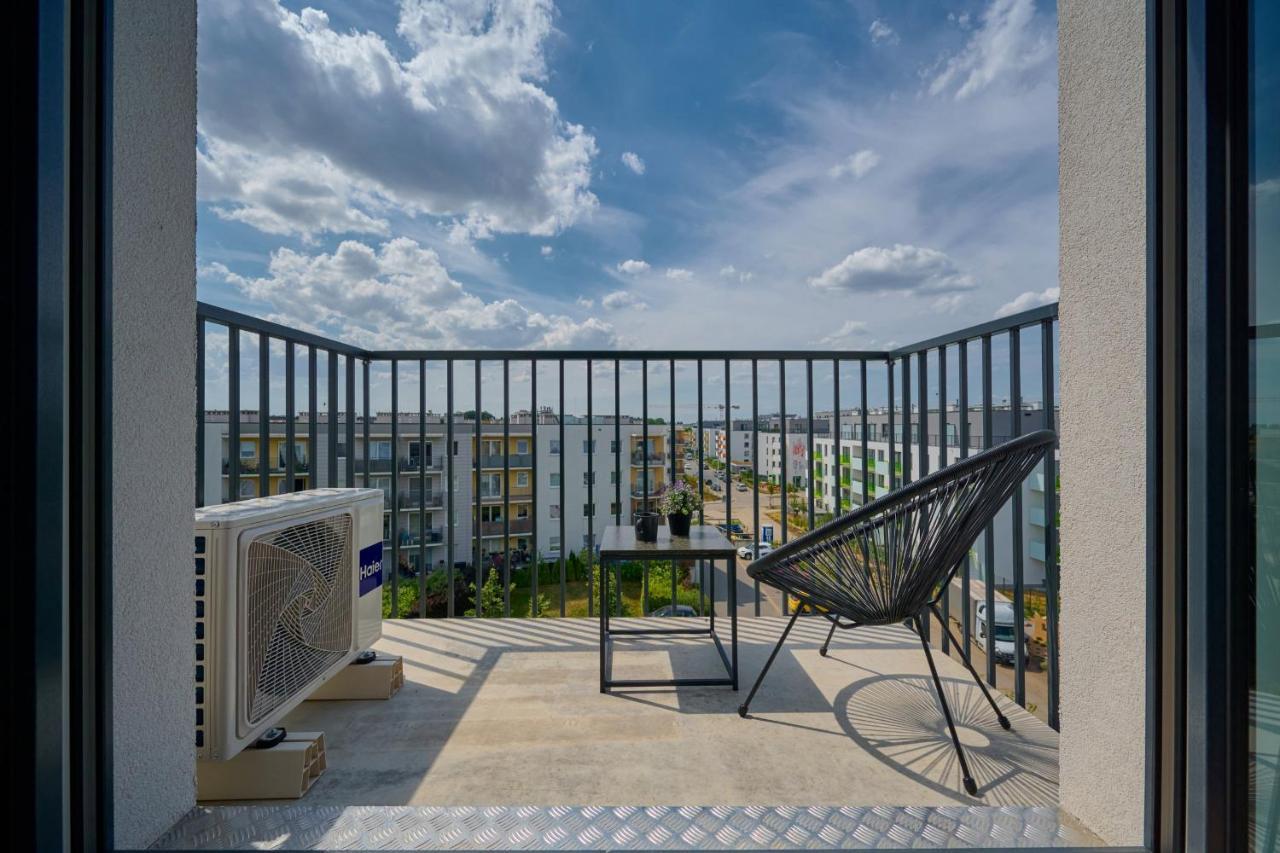 Exclusive Apartment With Balcony & Parking Wroclaw By Renters Prestige Eksteriør bilde